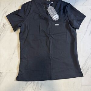 Figs women’s form x top